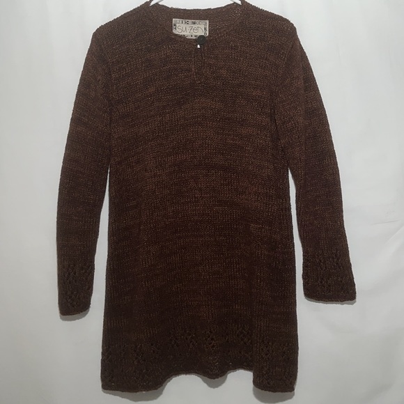 Suzen Wool Pullover Sweater with Natural Horn Button Closure Keyhole Neckline XL - Picture 3 of 8
